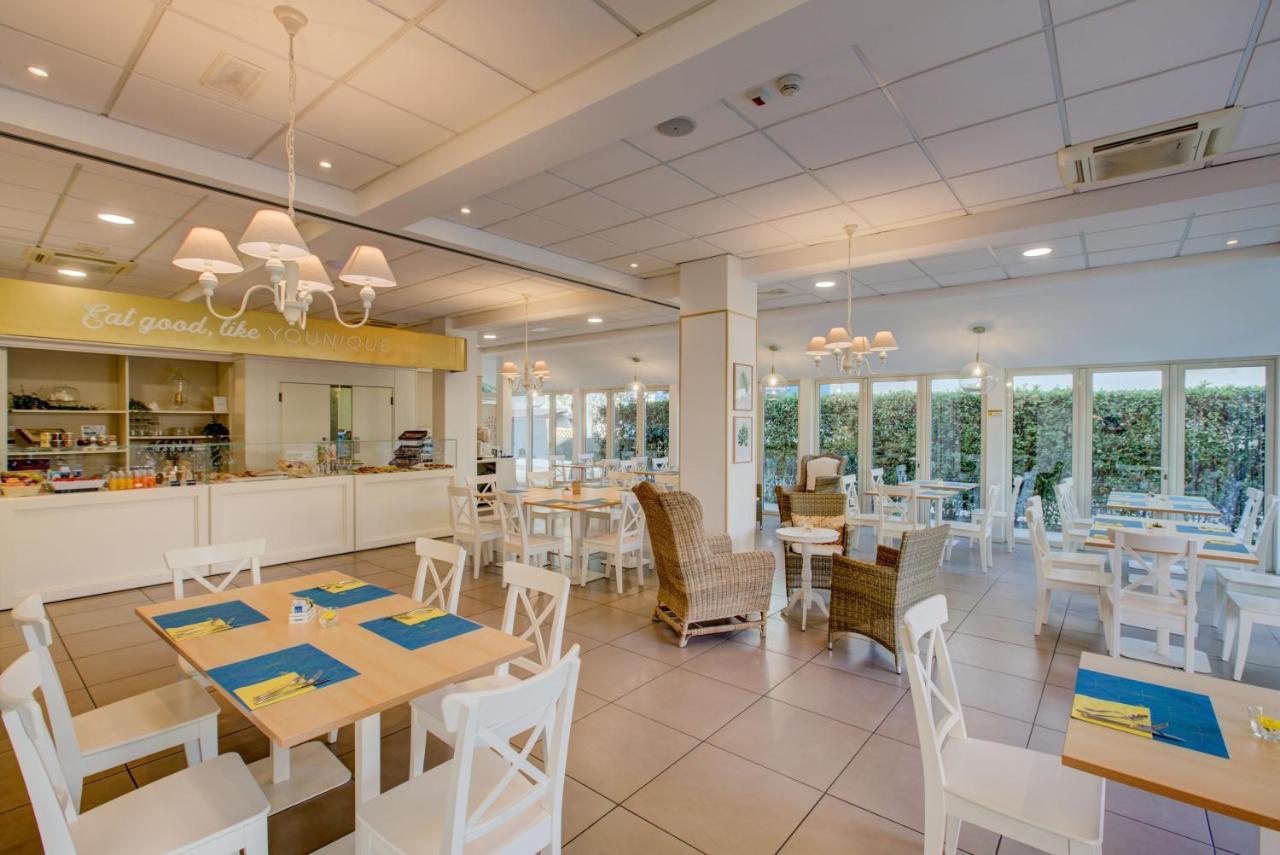 Beyou Hotel Villa Rosa Riccione Bagian luar foto