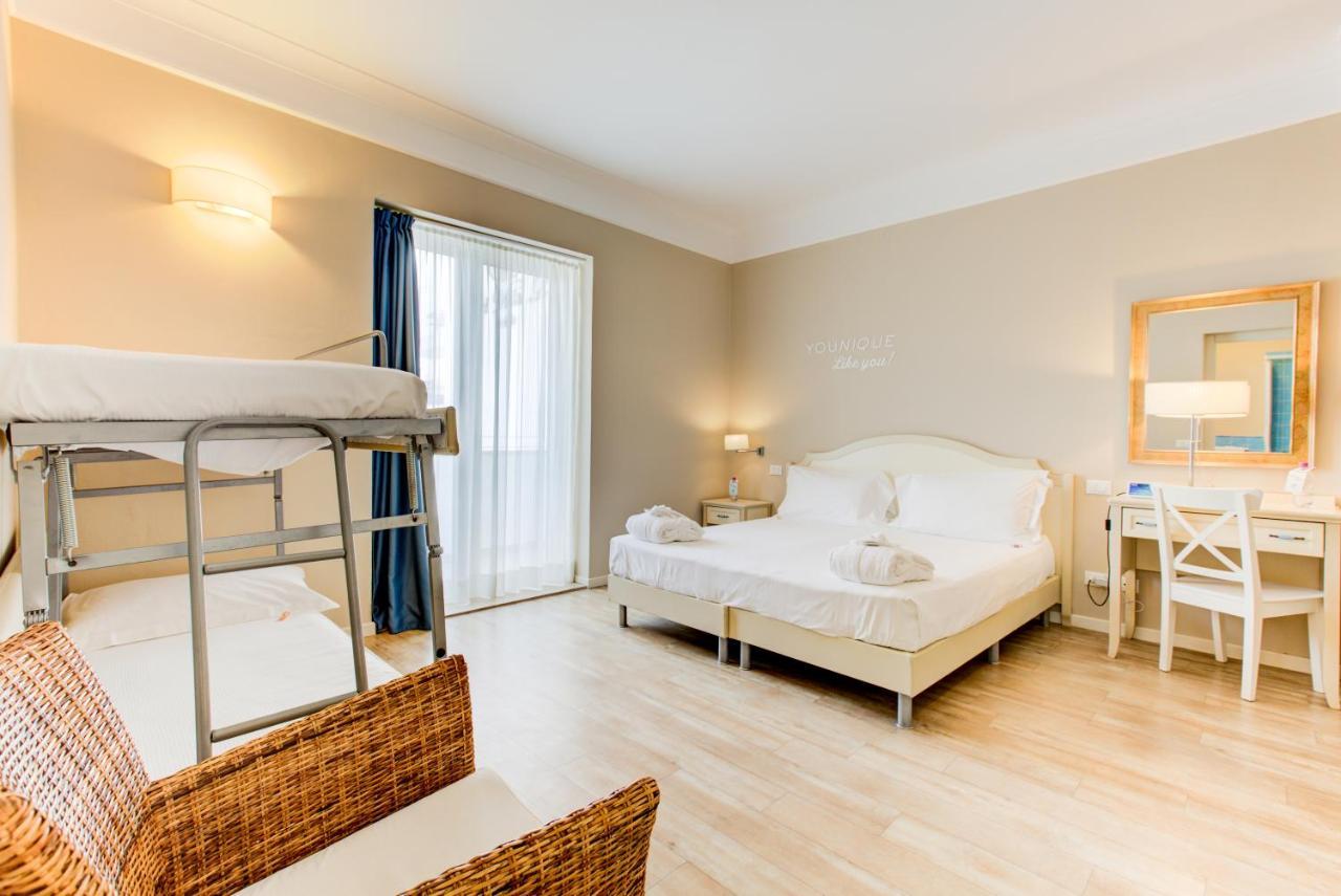 Beyou Hotel Villa Rosa Riccione Bagian luar foto